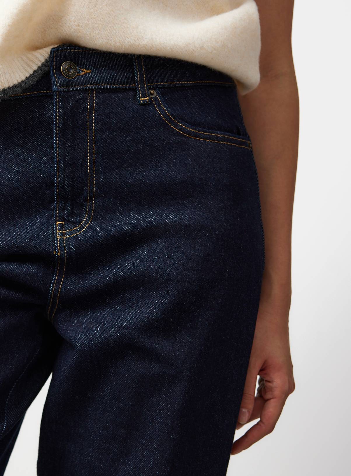 Dark Rinse Denim Relaxed Barrel Jeans 10S - Image 3